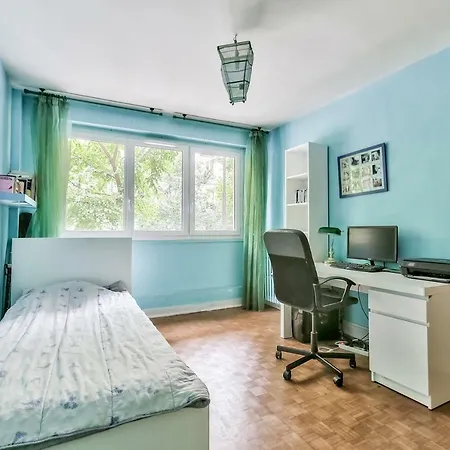 Апартаменты Large For 5 In Nation